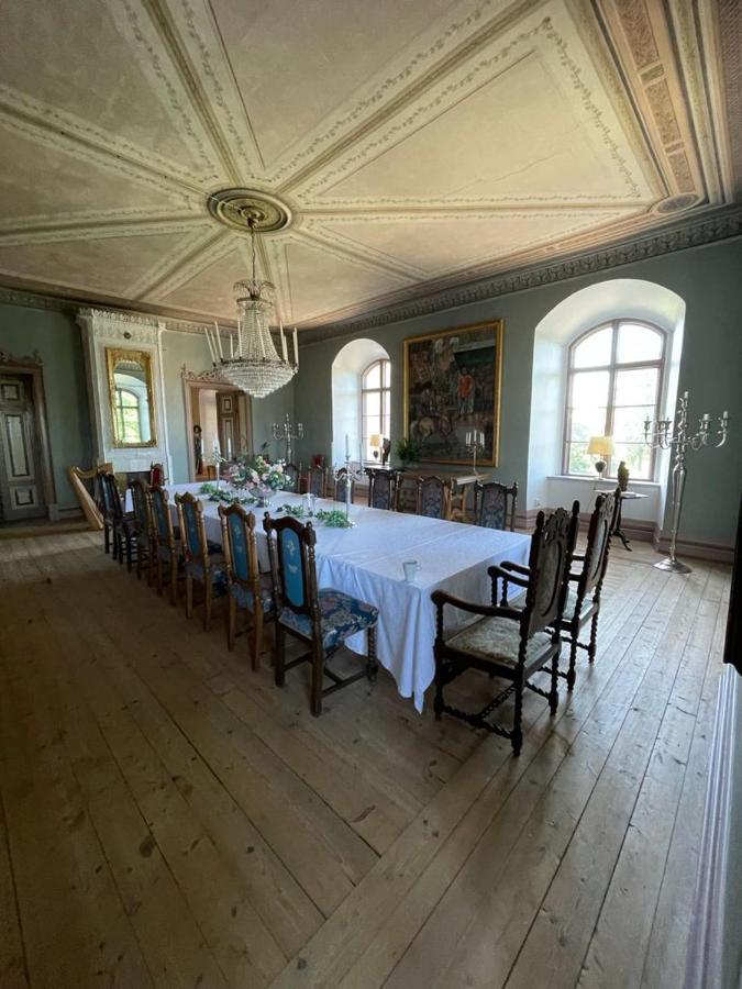 Boerstorp Slott Bed & Breakfast Lugnas ภายนอก รูปภาพ