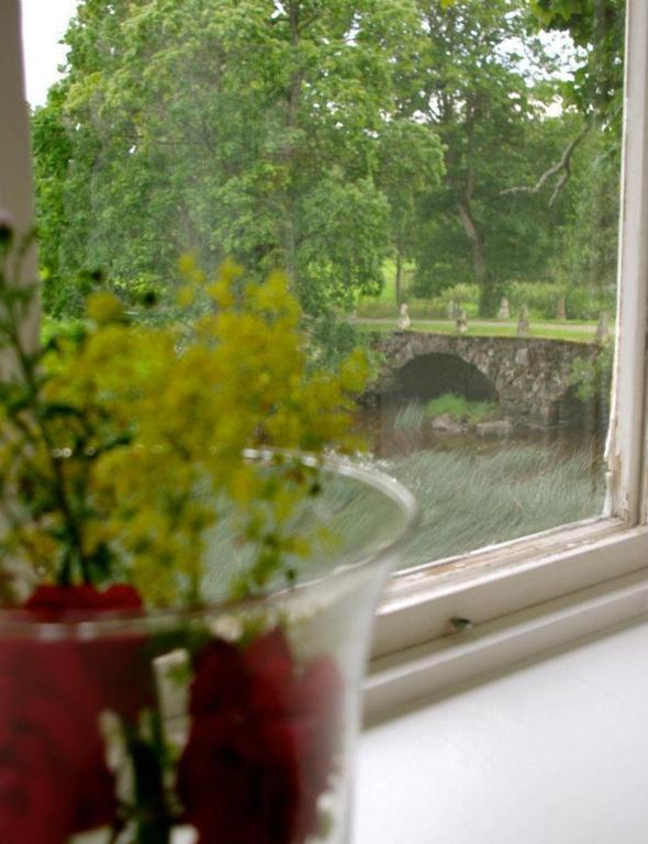 Boerstorp Slott Bed & Breakfast Lugnas ภายนอก รูปภาพ